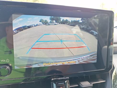 Used 2025 Toyota Corolla SE FWD image 26