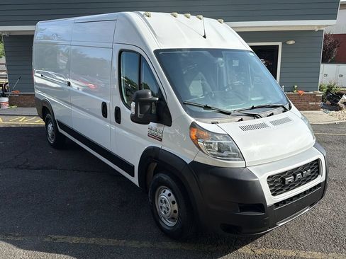 Used 2021 RAM ProMaster 2500 FWD image 3