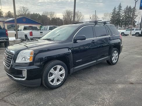 Used 2017 GMC Terrain SLE w/ Convenience Package image 3