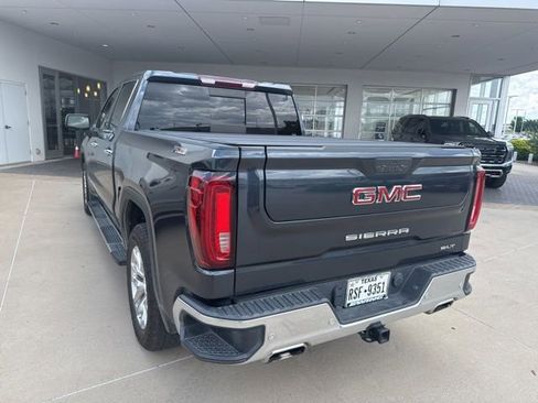 Used 2022 GMC Sierra 1500 SLT AWD/4WD image 3