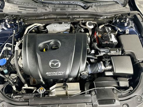 Used 2018 MAZDA MAZDA3 Touring FWD image 32