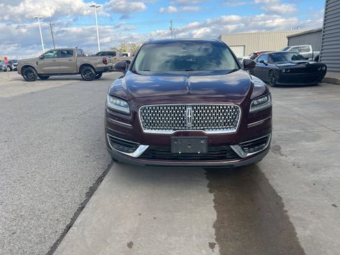 Used 2019 Lincoln Nautilus Select image 2