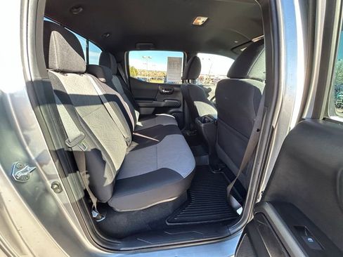 Used 2023 Toyota Tacoma TRD Off-Road image 28
