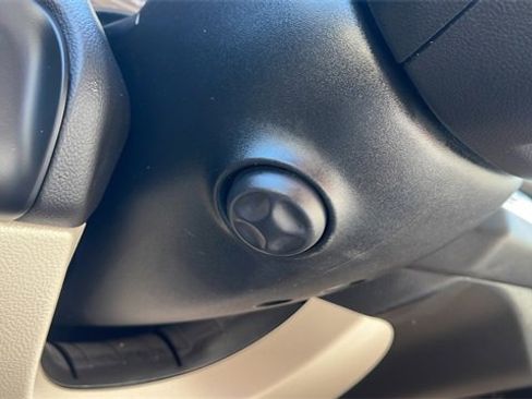 Used 2024 Buick Enclave Avenir w/ Avenir Technology Package image 25