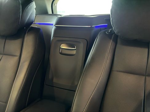 Used 2023 Mercedes-Benz Maybach GLS 600 4MATIC image 35