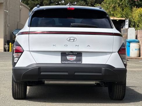 New 2027 Hyundai Kona SEL Sport FWD image 7