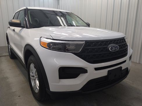 Used 2023 Ford Explorer 4WD image 13