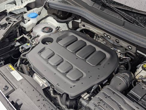 Used 2025 Volkswagen Tiguan SE R-Line AWD/4WD image 37