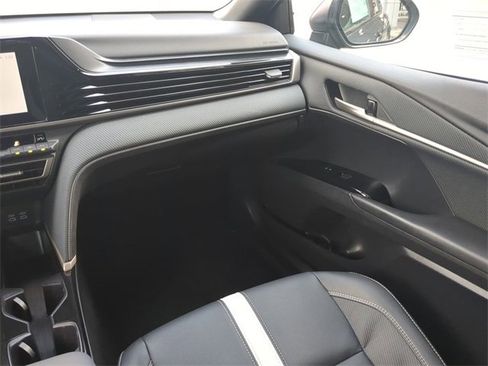 Certified 2025 Toyota Camry SE image 16