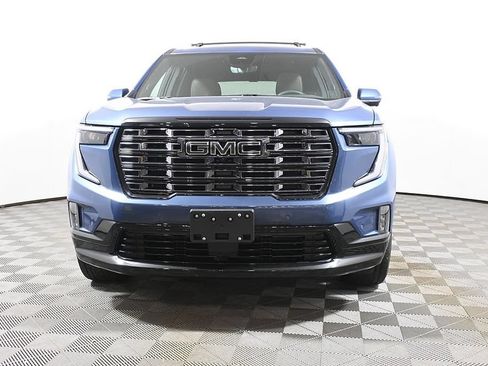 Used 2026 GMC Acadia Denali Ultimate w/ LPO, Floor Liner Package AWD/4WD image 10