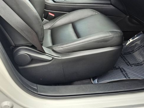 Used 2022 MAZDA CX-30 AWD 2.5 S w/ Select Package image 26