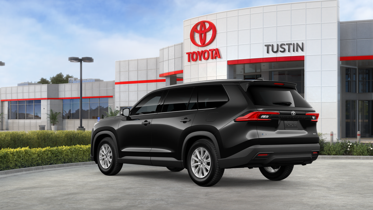 New 2026 Toyota Grand Highlander XLE FWD image 8