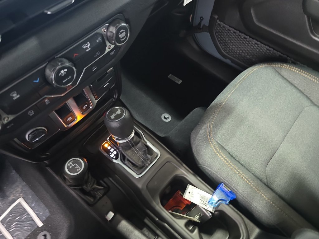 New 2026 Jeep Wrangler Sport AWD/4WD image 25
