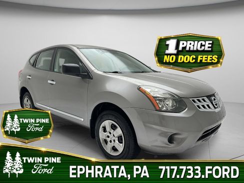 Used 2014 Nissan Rogue S AWD/4WD image 1
