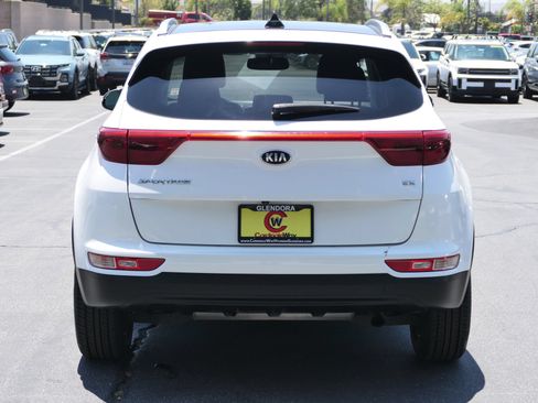 Used 2017 Kia Sportage EX w/ EX Premium Package FWD image 5