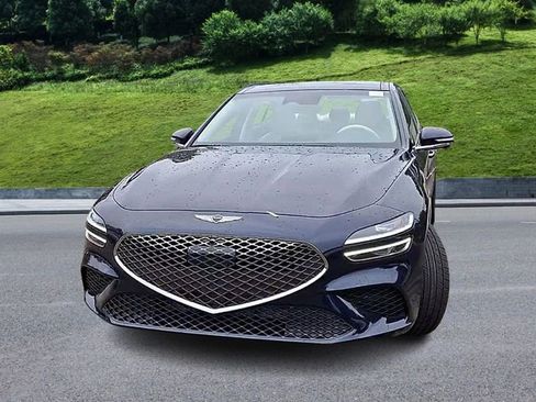 New 2026 Genesis G70 2.5T Prestige image 3