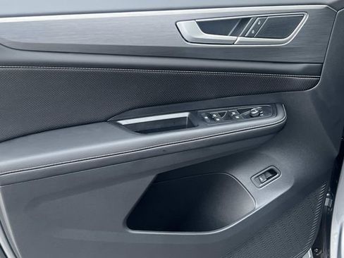 New 2026 Volkswagen Atlas Cross Sport SE image 10