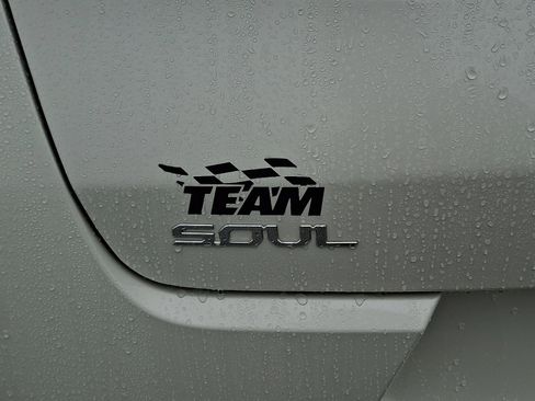 Used 2024 Kia Soul LX w/ Option Group 015 FWD image 29