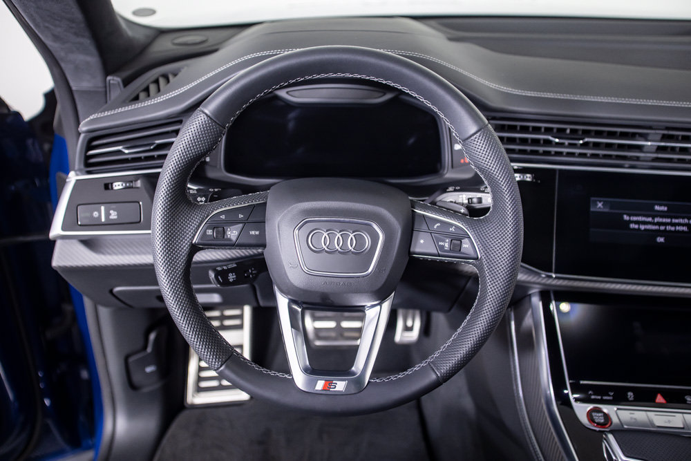 Used 2025 Audi SQ8 Prestige AWD/4WD image 26