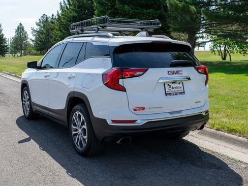 Used 2019 GMC Terrain SLT w/ Preferred Package image 4