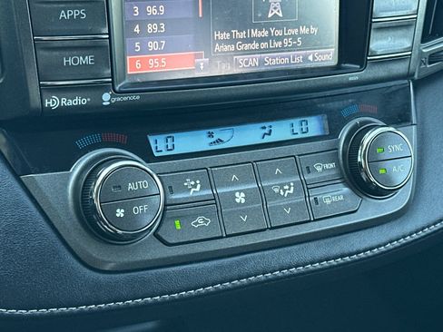 Used 2014 Toyota RAV4 XLE FWD image 20
