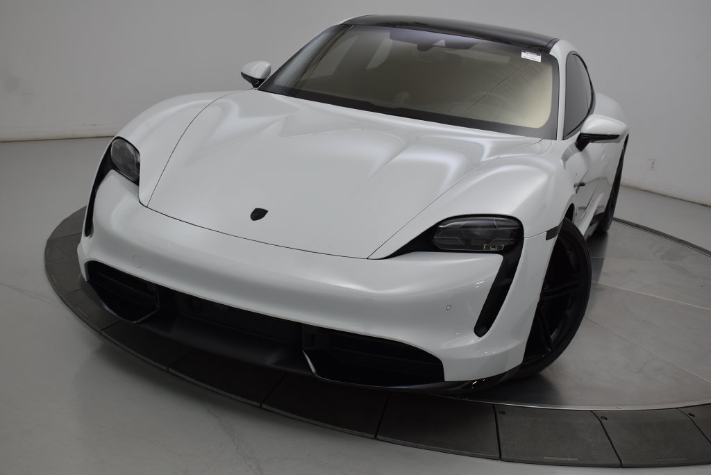Used 2022 Porsche Taycan Turbo S AWD/4WD image 12
