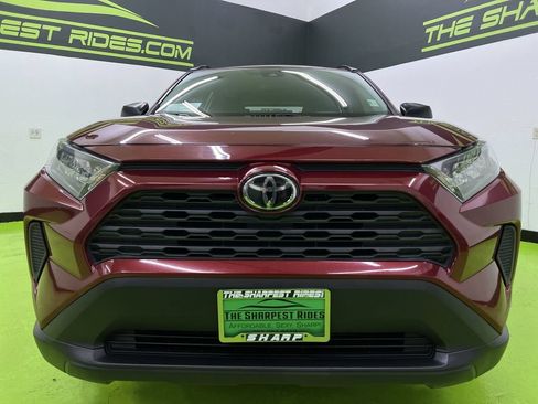 Used 2021 Toyota RAV4 LE AWD/4WD image 3