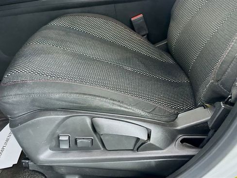 Used 2016 Chevrolet Equinox LS image 19