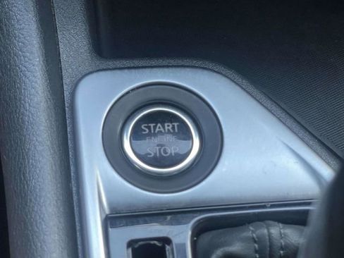 Used 2021 Nissan Sentra SV FWD image 29