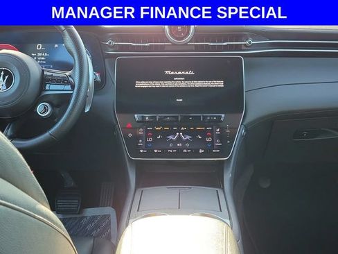 Used 2024 Maserati Grecale GT AWD/4WD image 17