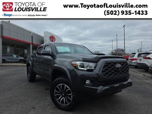 Used 2023 Toyota Tacoma TRD Sport image 1