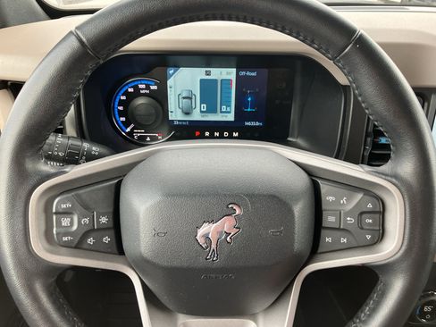 Used 2023 Ford Bronco Wildtrak AWD/4WD image 15