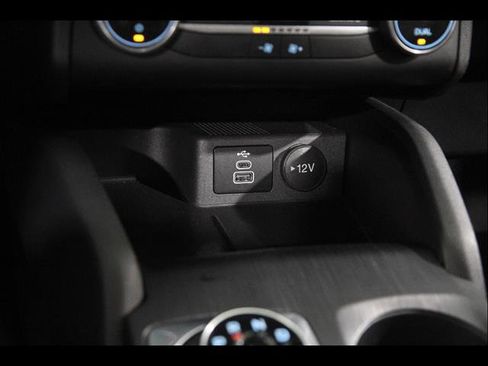 Certified 2025 Ford Escape Active AWD/4WD image 14