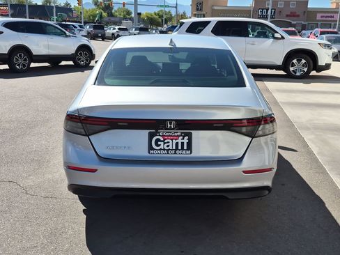 Used 2024 Honda Accord EX image 7