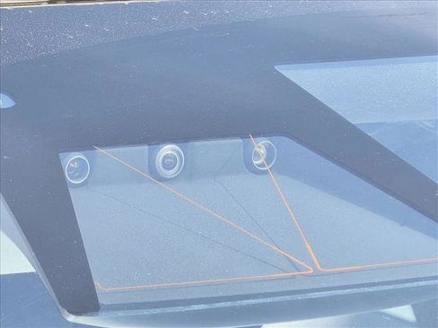 Used 2022 Tesla Model S image 10