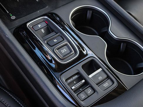 New 2026 Honda Pilot image 16