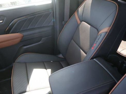 New 2026 GMC Canyon AT4 w/ AT4 Premium Package AWD/4WD image 21