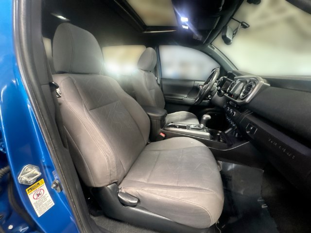 Used 2016 Toyota Tacoma TRD Sport RWD image 27