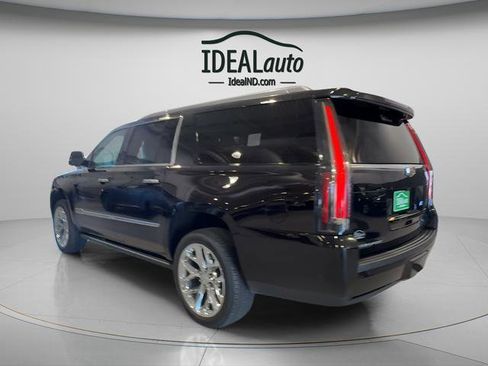 Used 2019 Cadillac Escalade ESV Platinum AWD/4WD image 3