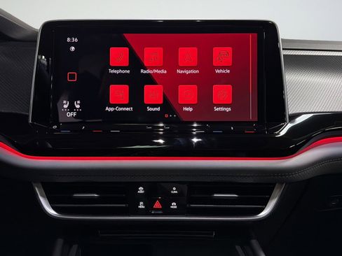 New 2026 Volkswagen Atlas Peak Edition image 40