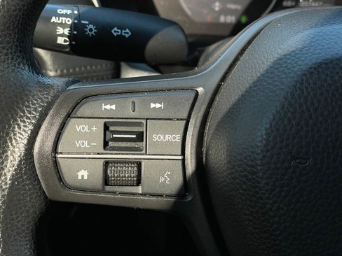 Certified 2023 Honda HR-V LX image 16