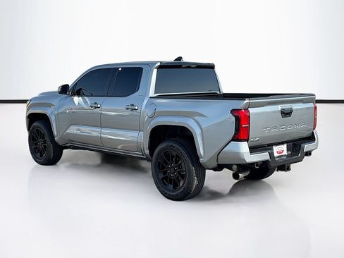 Certified 2026 Toyota Tacoma SR5 AWD/4WD image 7