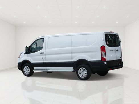Certified 2025 Ford Transit 250 Low Roof w/ Exterior Upgrade Package RWD image 4