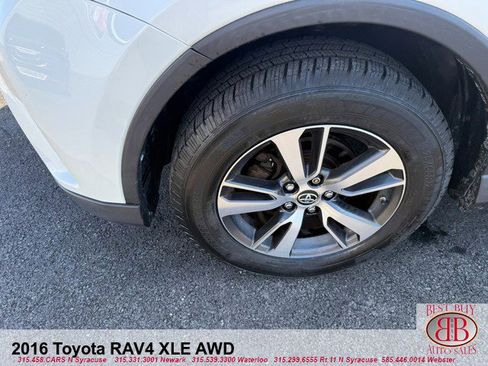 Used 2016 Toyota RAV4 XLE AWD/4WD image 18