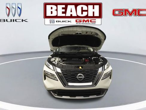 Used 2023 Nissan Rogue SL FWD image 9