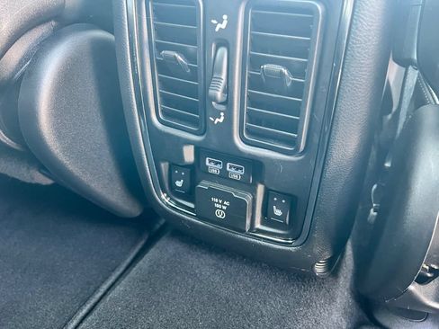 Used 2019 Jeep Grand Cherokee SRT AWD/4WD image 37