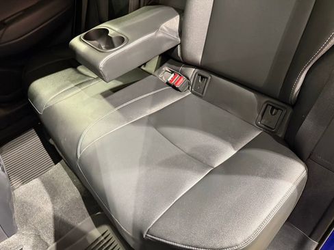 Certified 2025 Toyota Corolla Cross XLE image 19