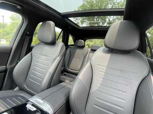 Used 2026 Mercedes-Benz GLC 300 4MATIC image 10