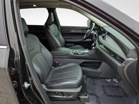 Used 2023 INFINITI QX60 Sensory w/ Vision Package AWD/4WD image 18