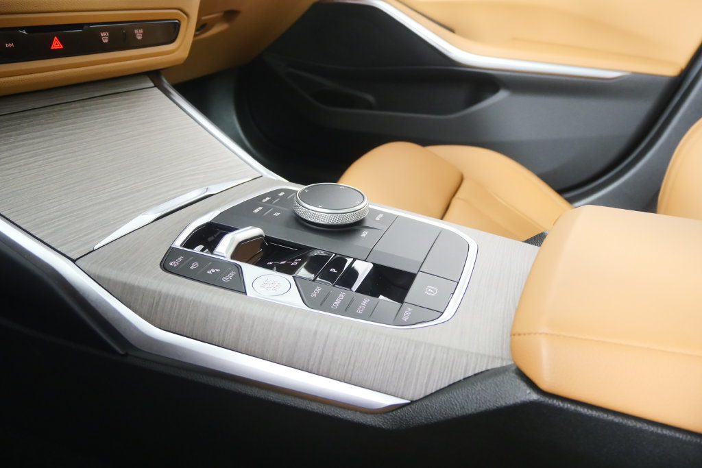 Used 2025 BMW 330i Sedan RWD image 24